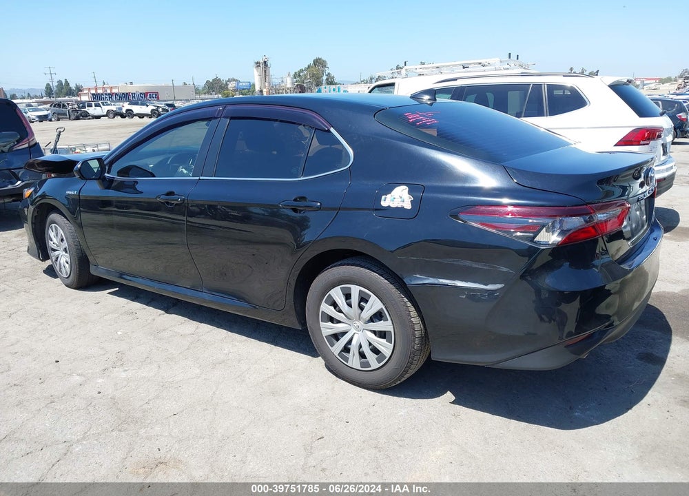 2021 TOYOTA CAMRY LE HYBRID VIN: 4T1C31AK8MU566413
