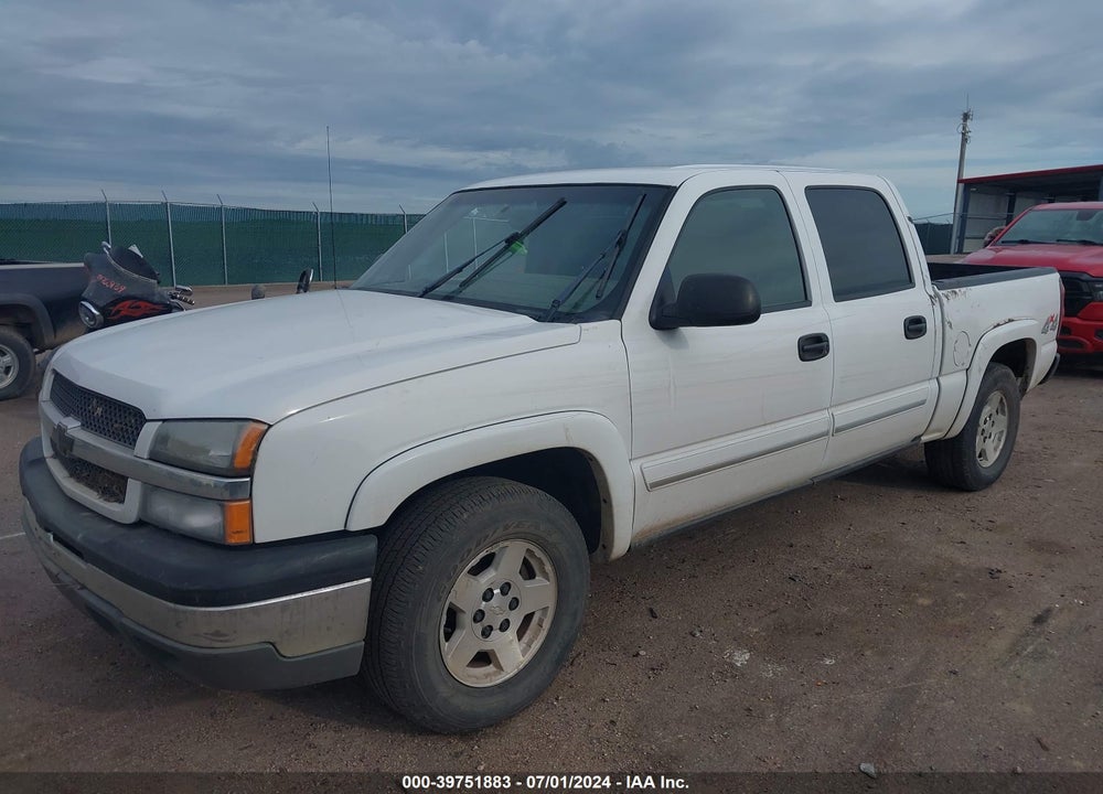 2005 CHEVROLET SILVERADO 1500 LS VIN: 2GCEK13T651371185