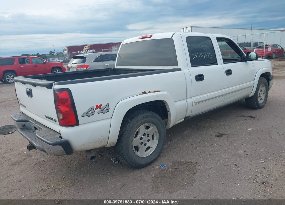 2005 CHEVROLET SILVERADO 1500 LS VIN: 2GCEK13T651371185
