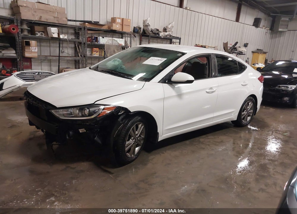 2017 HYUNDAI ELANTRA SE VIN: 5NPD84LF8HH198505