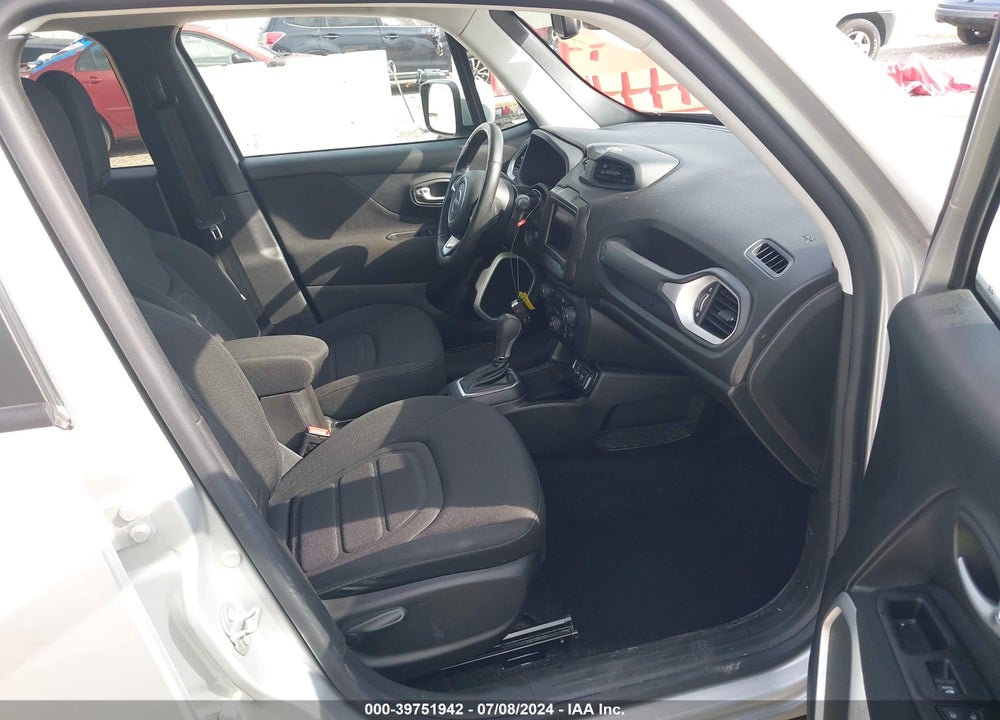 2021 JEEP RENEGADE LATITUDE FWD VIN: ZACNJCBB9MPM24034