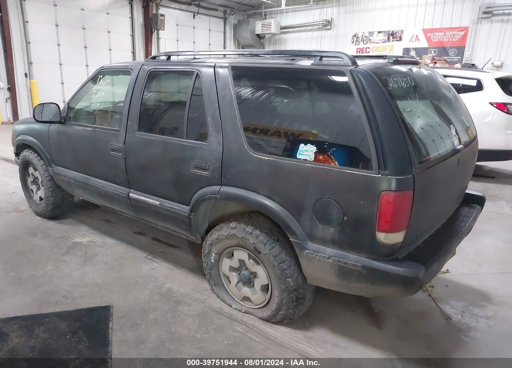 1996 CHEVROLET BLAZER VIN: 1GNDT13W3T2267650