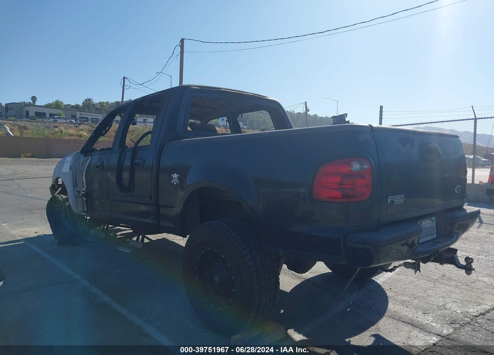 2002 FORD F-150 LARIAT/XLT VIN: 1FTRW08L52KB09694