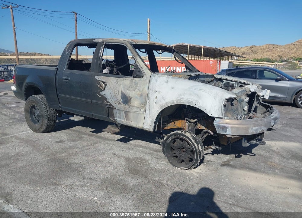 2002 FORD F-150 LARIAT/XLT VIN: 1FTRW08L52KB09694