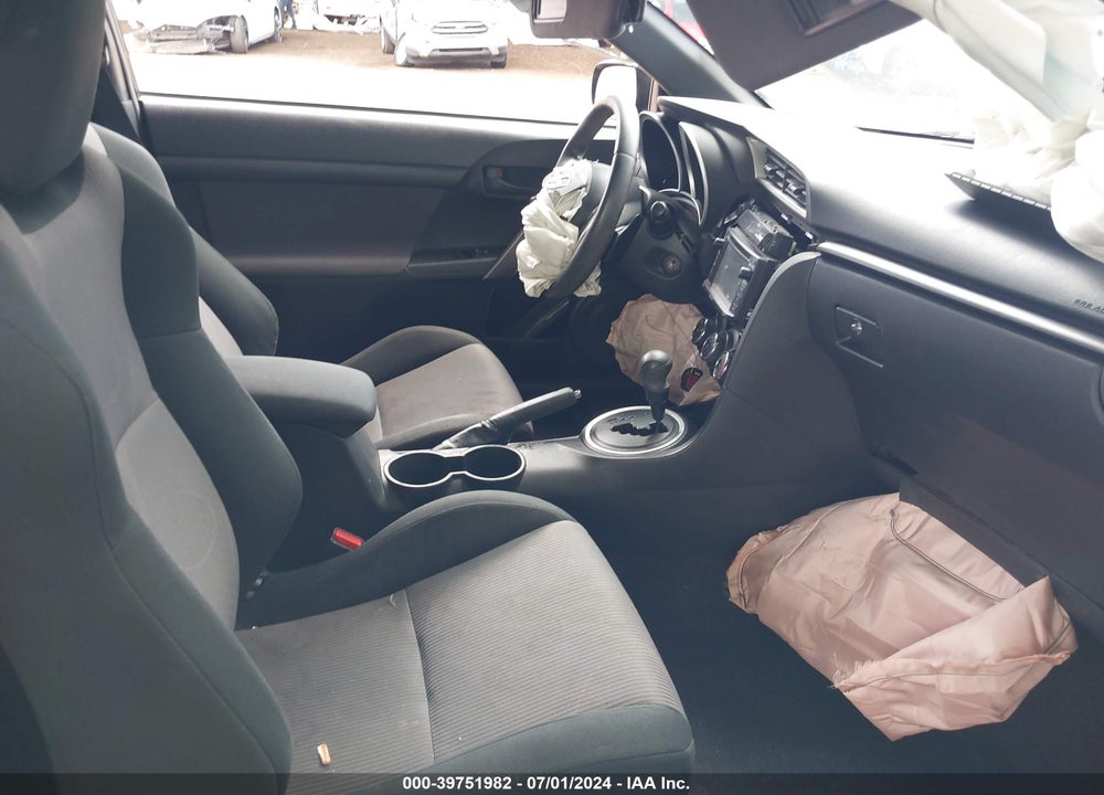 2015 SCION TC VIN: JTKJF5C78FJ009923