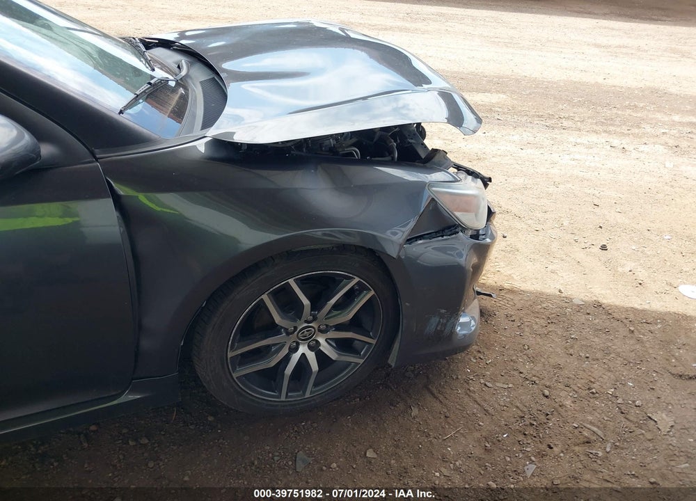 2015 SCION TC VIN: JTKJF5C78FJ009923