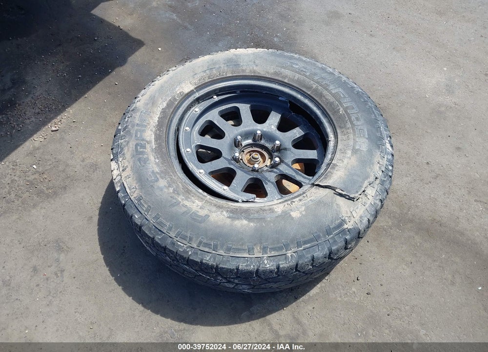 2015 CHEVROLET SILVERADO 1500 2LT VIN: 3GCUKRECXFG494830