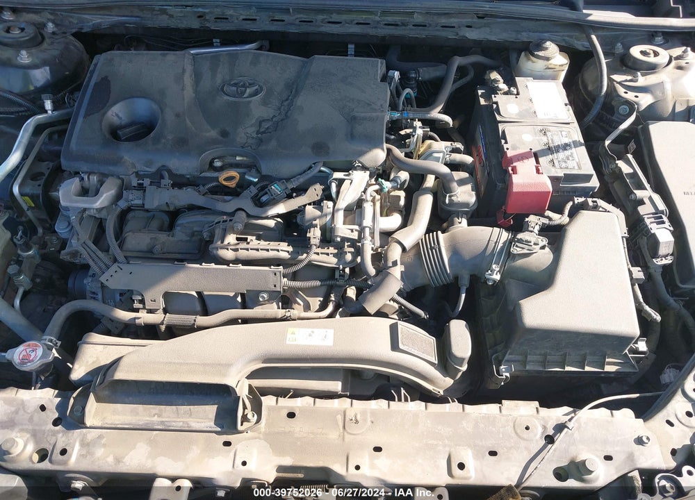 2018 TOYOTA CAMRY SE VIN: 4T1B11HK4JU099686