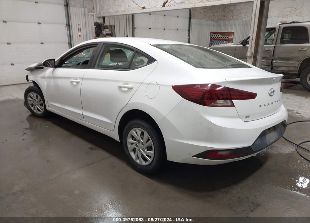 2019 HYUNDAI ELANTRA SE VIN: 5NPD74LF8KH471209