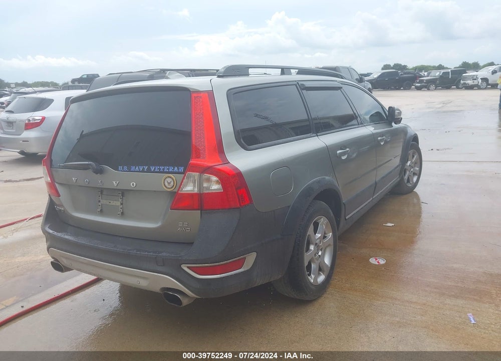 2008 VOLVO XC70 3.2 VIN: YV4BZ982381020044
