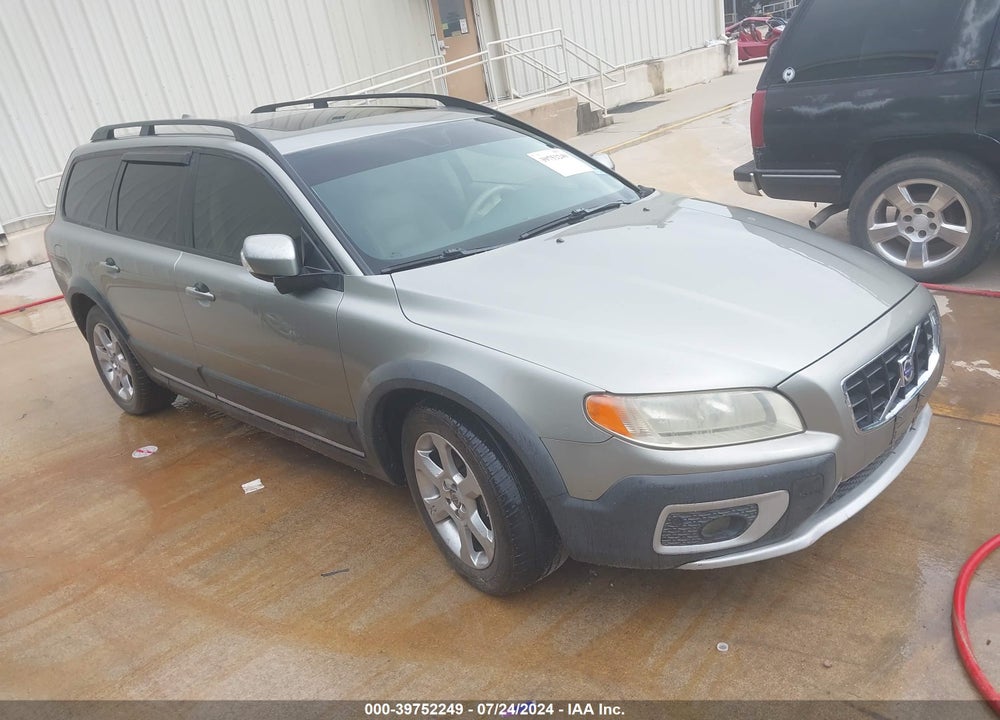 2008 VOLVO XC70 3.2 VIN: YV4BZ982381020044