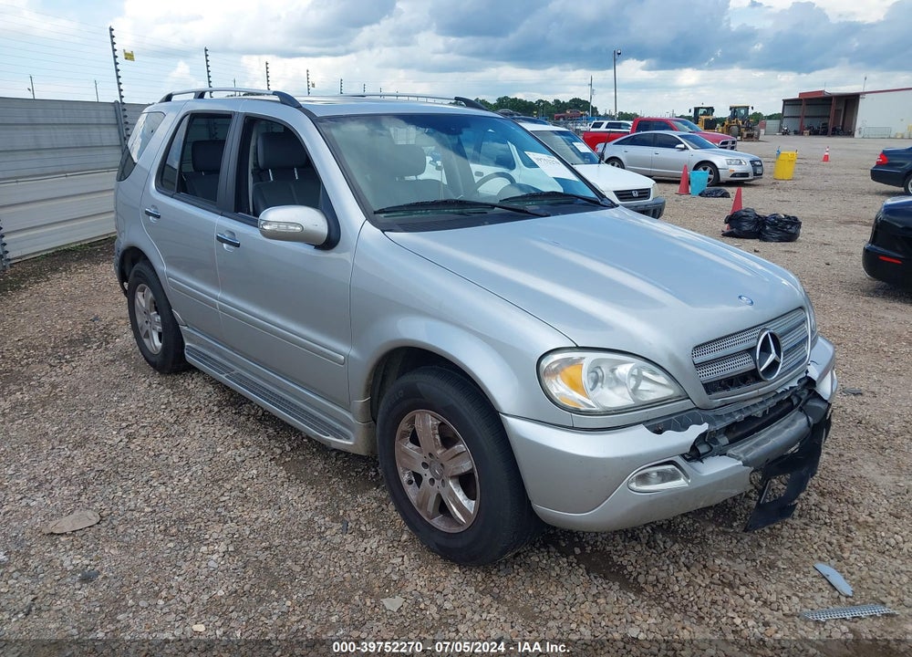 2005 MERCEDES-BENZ ML 350 4MATIC VIN: 4JGAB57E25A540623