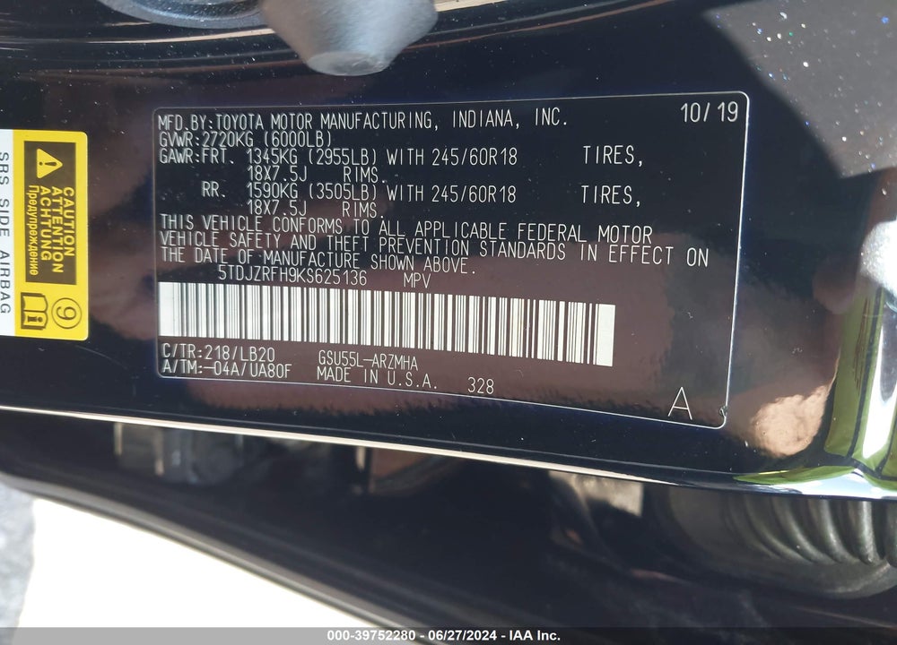 2019 TOYOTA HIGHLANDER XLE VIN: 5TDJZRFH9KS625136