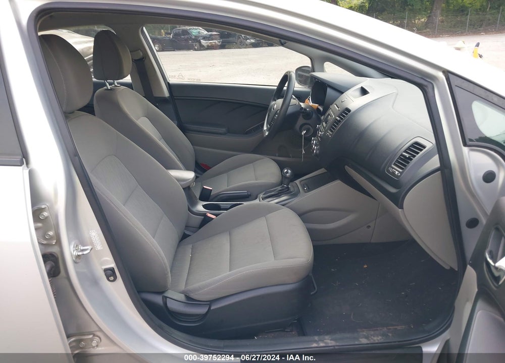 2016 KIA FORTE LX VIN: KNAFK4A66G5533253