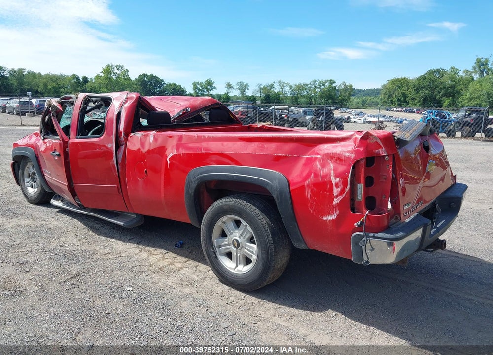 2011 CHEVROLET SILVERADO 1500 LT VIN: 1GCRKSE01BZ460112