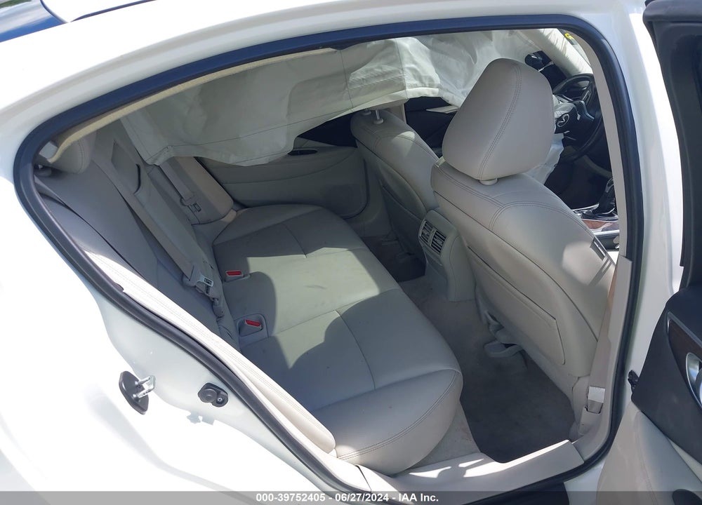 2018 INFINITI Q50 3.0T LUXE VIN: JN1EV7AR7JM610519