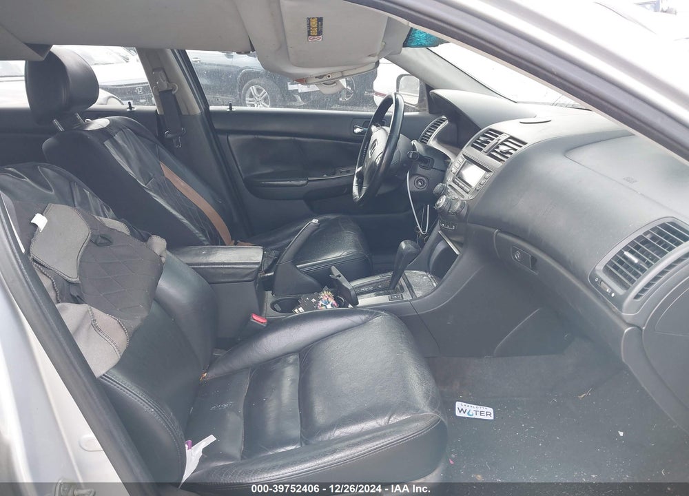2004 HONDA ACCORD 3.0 EX VIN: 1HGCM66544A011169