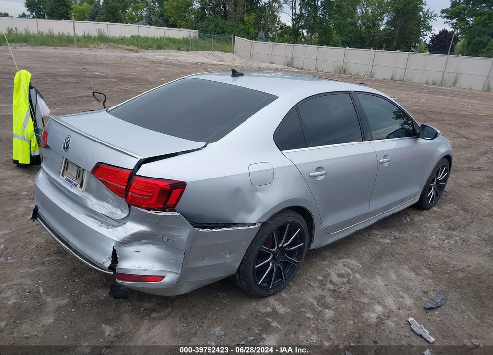 2015 VOLKSWAGEN JETTA 2.0T GLI SEL VIN: 3VW4S7AJ5FM255063