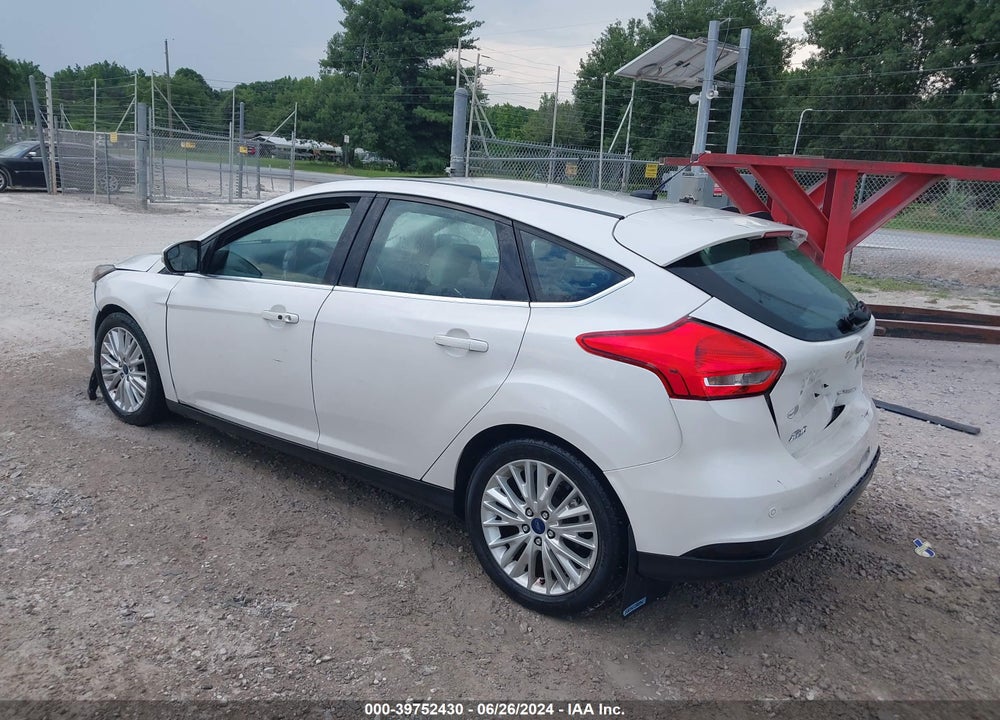 2017 FORD FOCUS TITANIUM VIN: 1FADP3N25HL287196