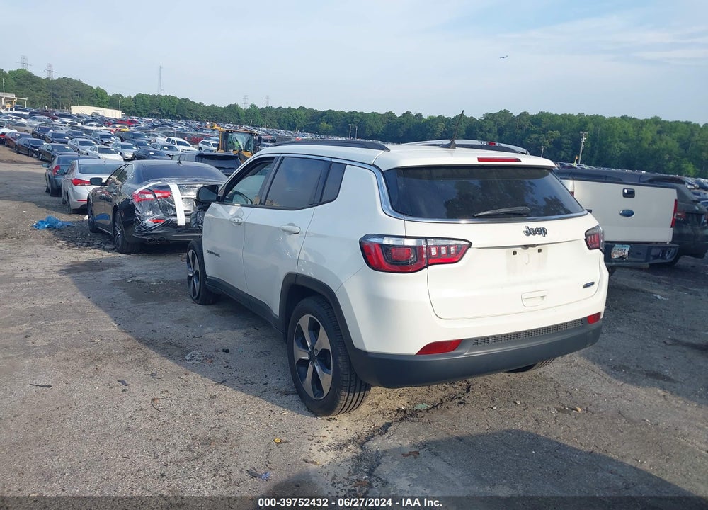 2018 JEEP COMPASS LATITUDE FWD VIN: 3C4NJCBB5JT228955