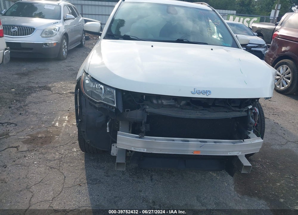 2018 JEEP COMPASS LATITUDE FWD VIN: 3C4NJCBB5JT228955