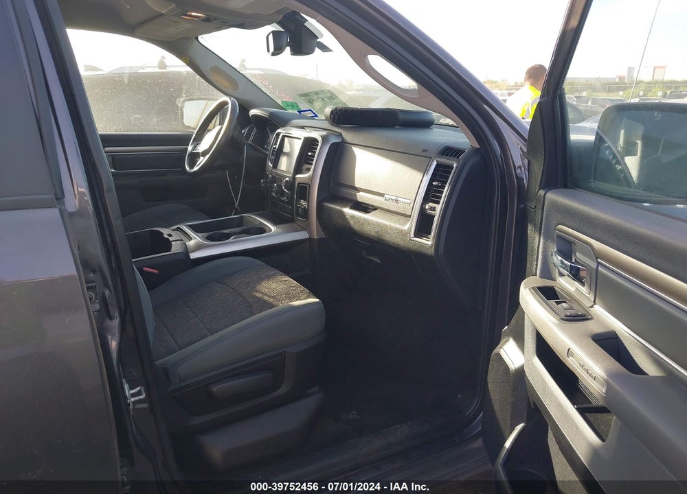 2017 RAM 1500 LONE STAR 4X2 5'7 BOX VIN: 1C6RR6LT7HS570557