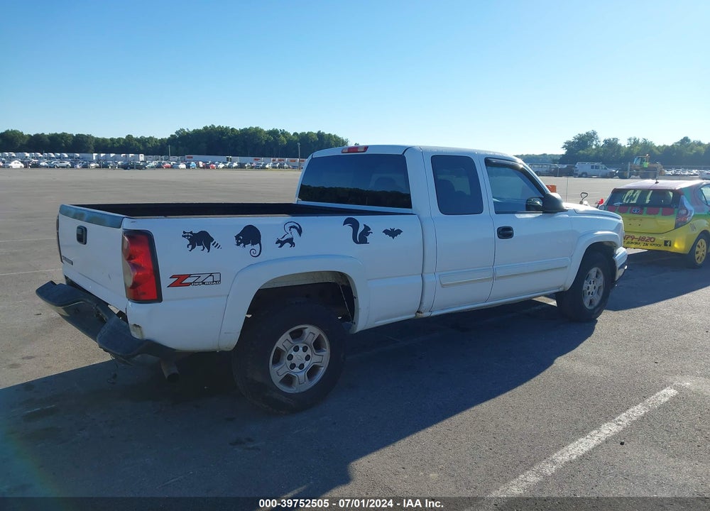 2006 CHEVROLET SILVERADO 1500 LT2 VIN: 2GCEK19B861161820