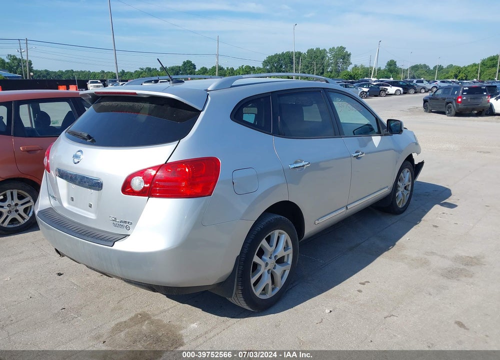2013 NISSAN ROGUE SV W/SL PKG VIN: JN8AS5MV2DW107642