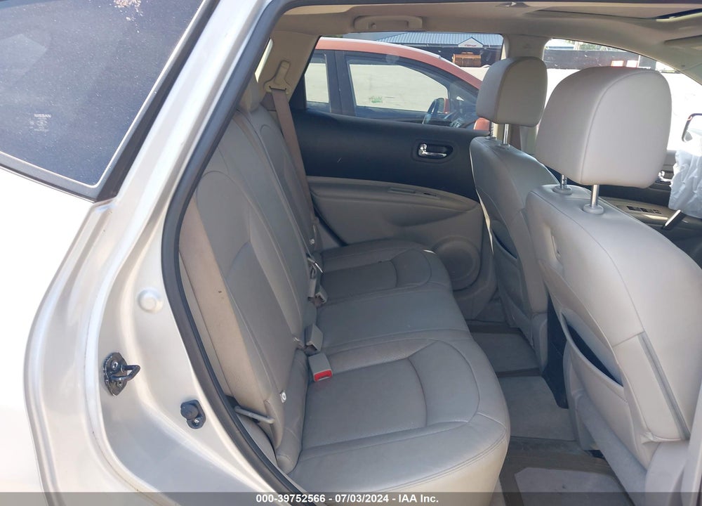 2013 NISSAN ROGUE SV W/SL PKG VIN: JN8AS5MV2DW107642