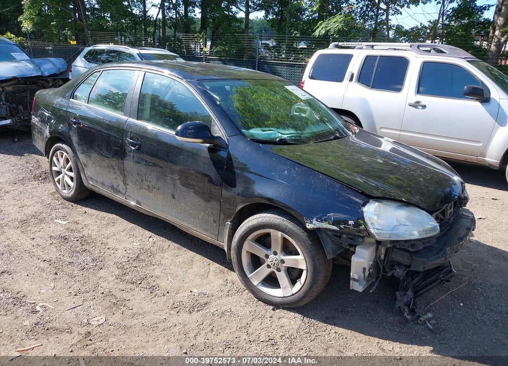 2010 VOLKSWAGEN JETTA LIMITED EDITION VIN: 3VWRZ7AJ0AM105033