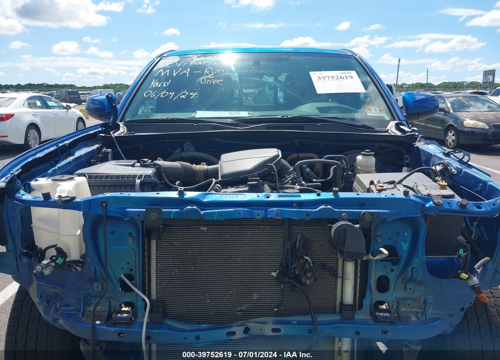 2017 TOYOTA TACOMA SR5 VIN: 5TFSX5EN5HX047565