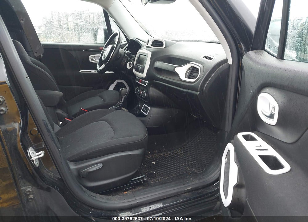 2017 JEEP RENEGADE LATITUDE 4X4 VIN: ZACCJBBB3HPG30508