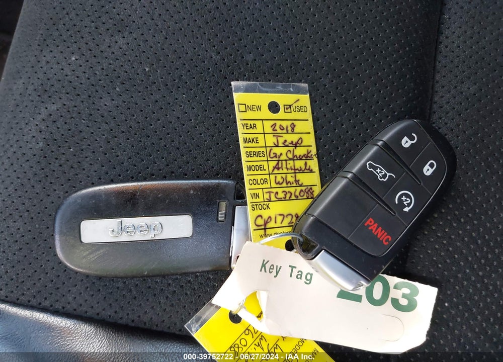 2018 GRAND JEEP  CHEROKEE ALTITUDE 4X4 VIN: 1C4RJFAG6JC376088