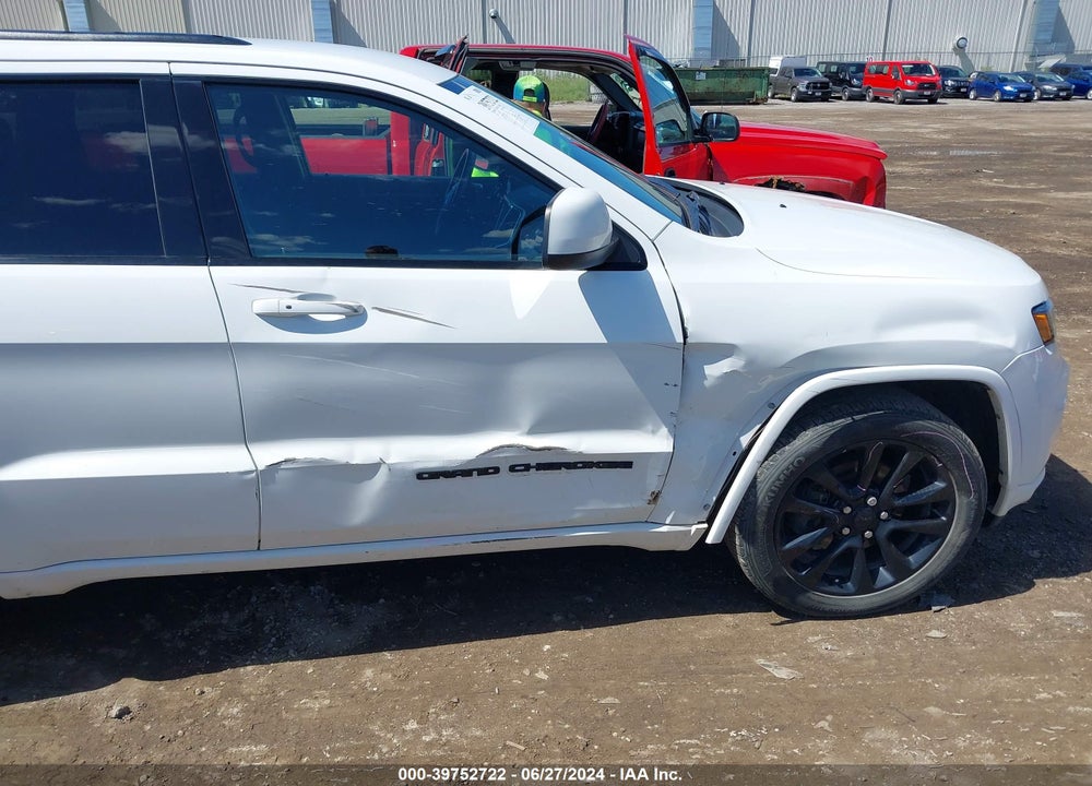 2018 GRAND JEEP  CHEROKEE ALTITUDE 4X4 VIN: 1C4RJFAG6JC376088
