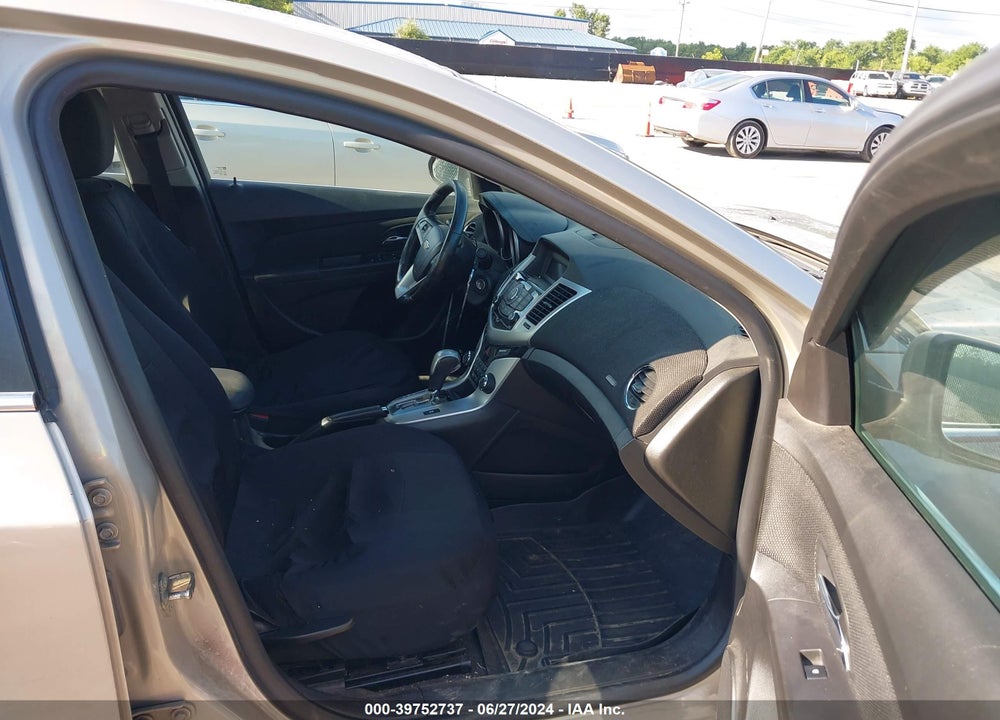 2014 CHEVROLET CRUZE 1LT AUTO VIN: 1G1PC5SB9E7448066