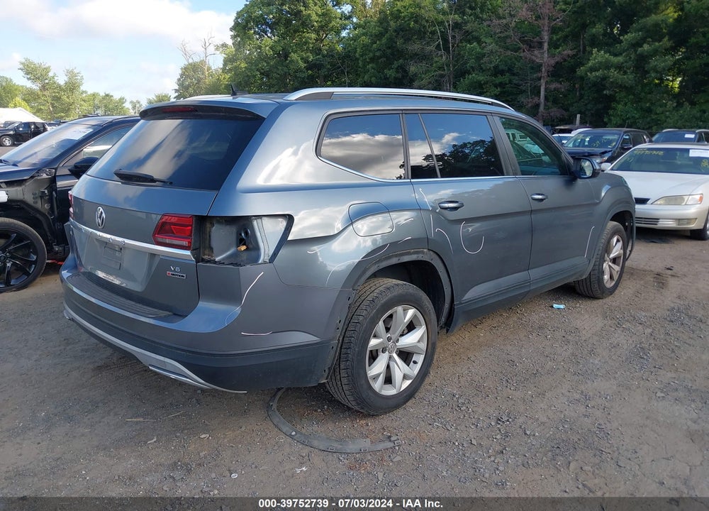 2018 VOLKSWAGEN ATLAS 3.6L V6 SE VIN: 1V2KR2CA1JC574572