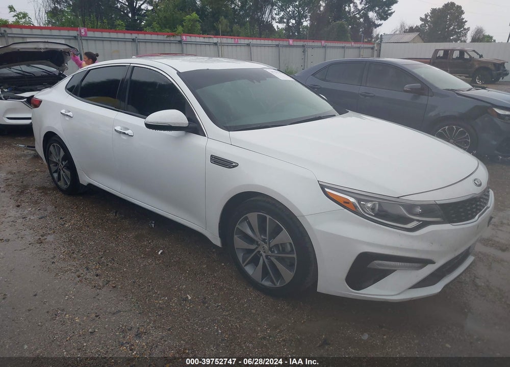 2019 KIA OPTIMA S VIN: 5XXGT4L33KG280212