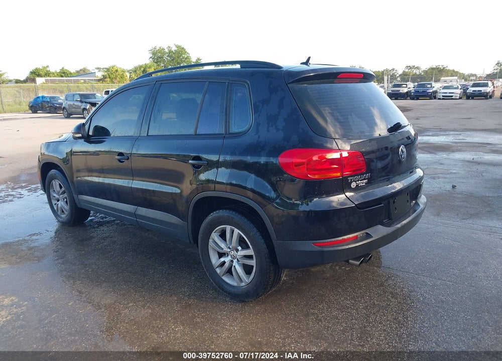 2016 VOLKSWAGEN TIGUAN S VIN: WVGBV7AX4GW550142
