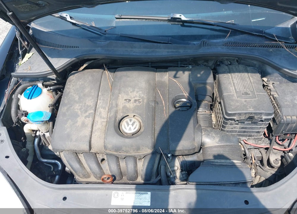 2010 VOLKSWAGEN JETTA SE VIN: 3VWRZ7AJ5AM037005