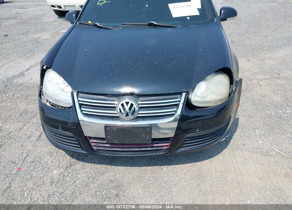 2010 VOLKSWAGEN JETTA SE VIN: 3VWRZ7AJ5AM037005