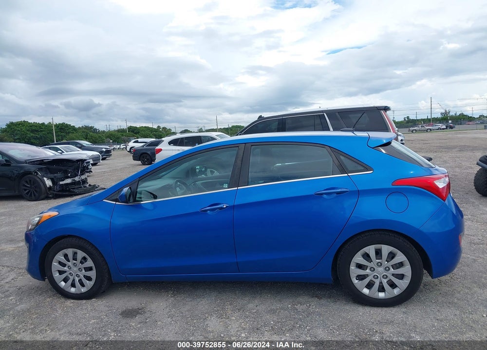 2017 HYUNDAI ELANTRA GT VIN: KMHD35LH6HU372272