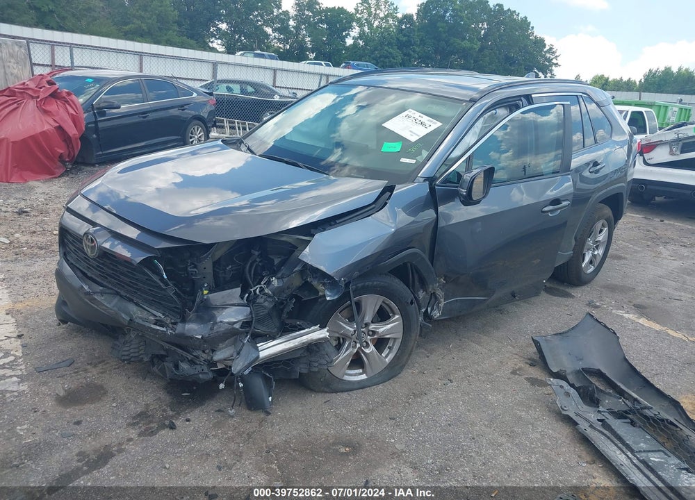 2022 TOYOTA RAV4 XLE VIN: 2T3W1RFV5NC208488