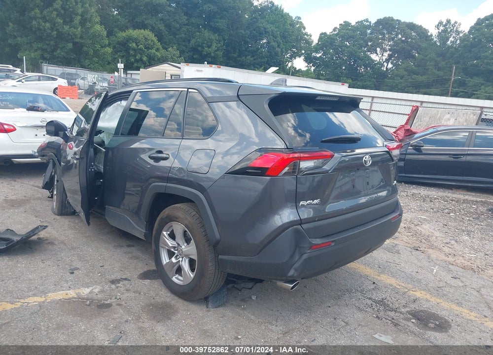 2022 TOYOTA RAV4 XLE VIN: 2T3W1RFV5NC208488