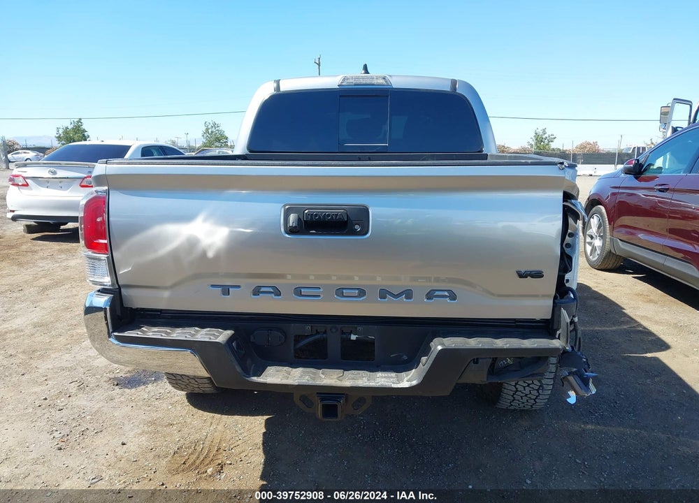 2022 TOYOTA TACOMA TRD OFF ROAD VIN: 3TMCZ5AN6NM521805