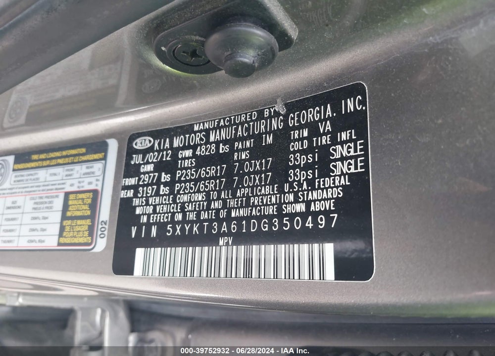 2013 KIA SORENTO LX VIN: 5XYKT3A61DG350497