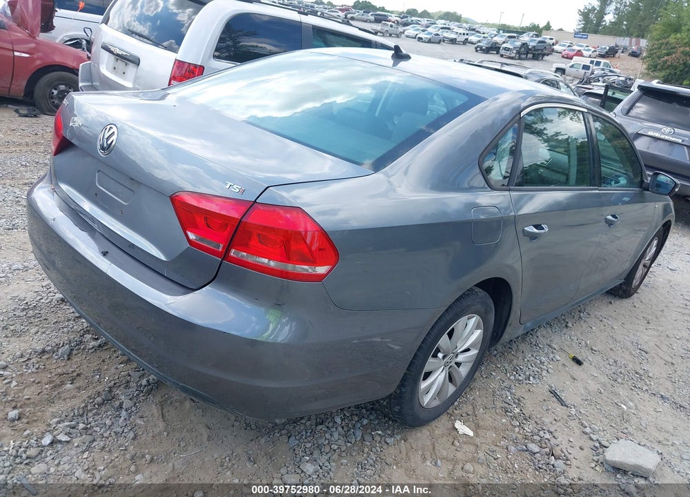 2014 VOLKSWAGEN PASSAT 1.8T WOLFSBURG EDITION VIN: 1VWAT7A31EC102469