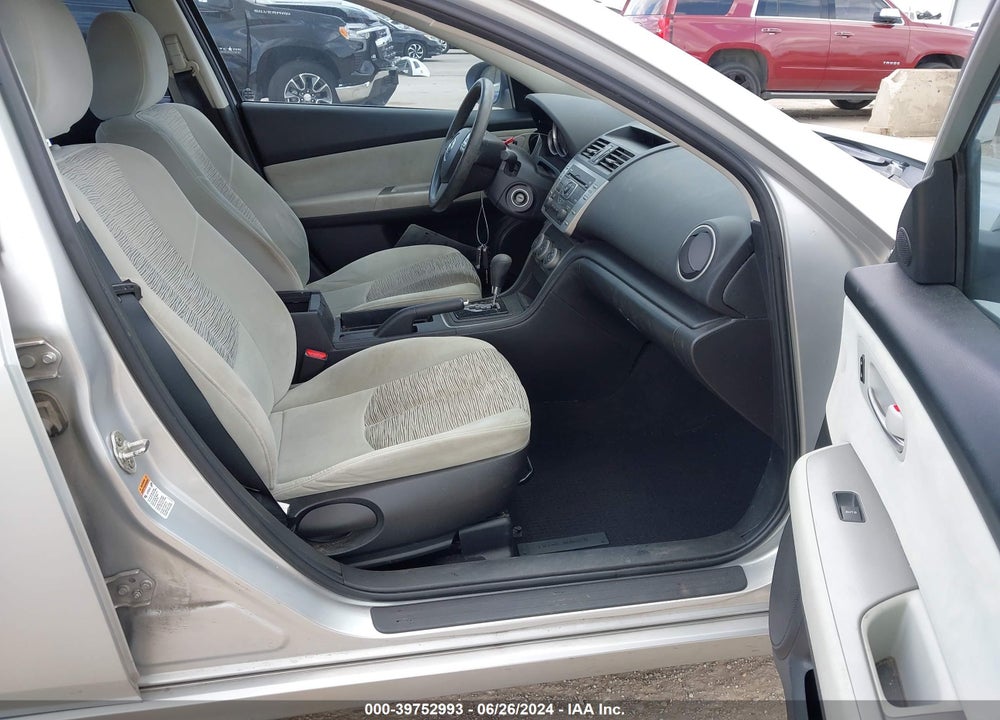 2010 MAZDA 6 I SPORT VIN: 1YVHZ8BH9A5M21269