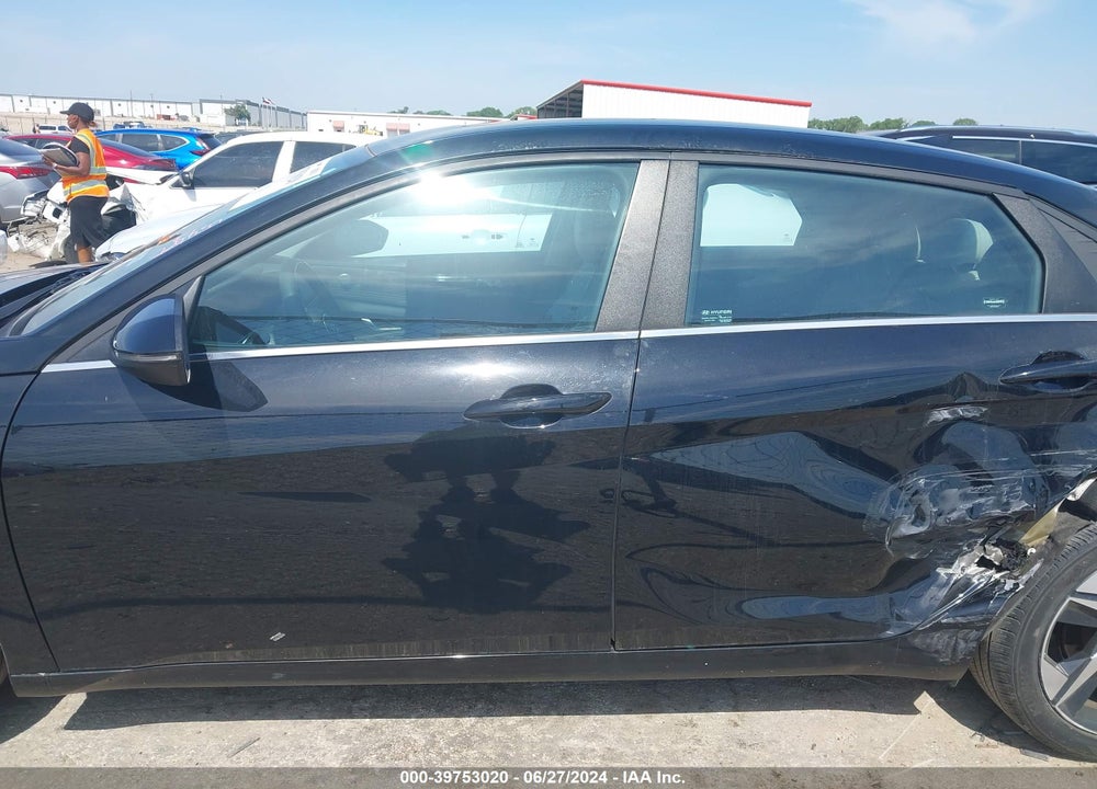 2021 HYUNDAI ELANTRA LIMITED VIN: 5NPLP4AGXMH009566