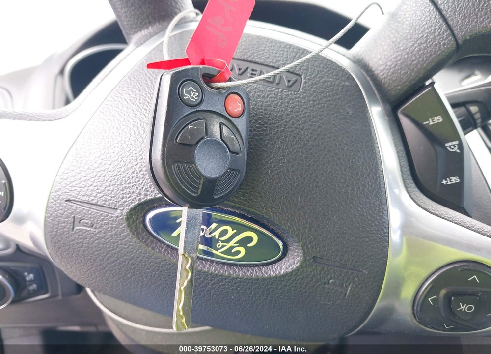 2014 FORD FOCUS SE VIN: 1FADP3K25EL203684