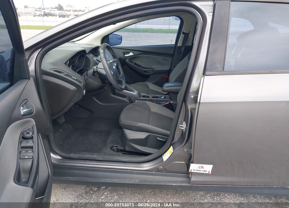 2014 FORD FOCUS SE VIN: 1FADP3K25EL203684